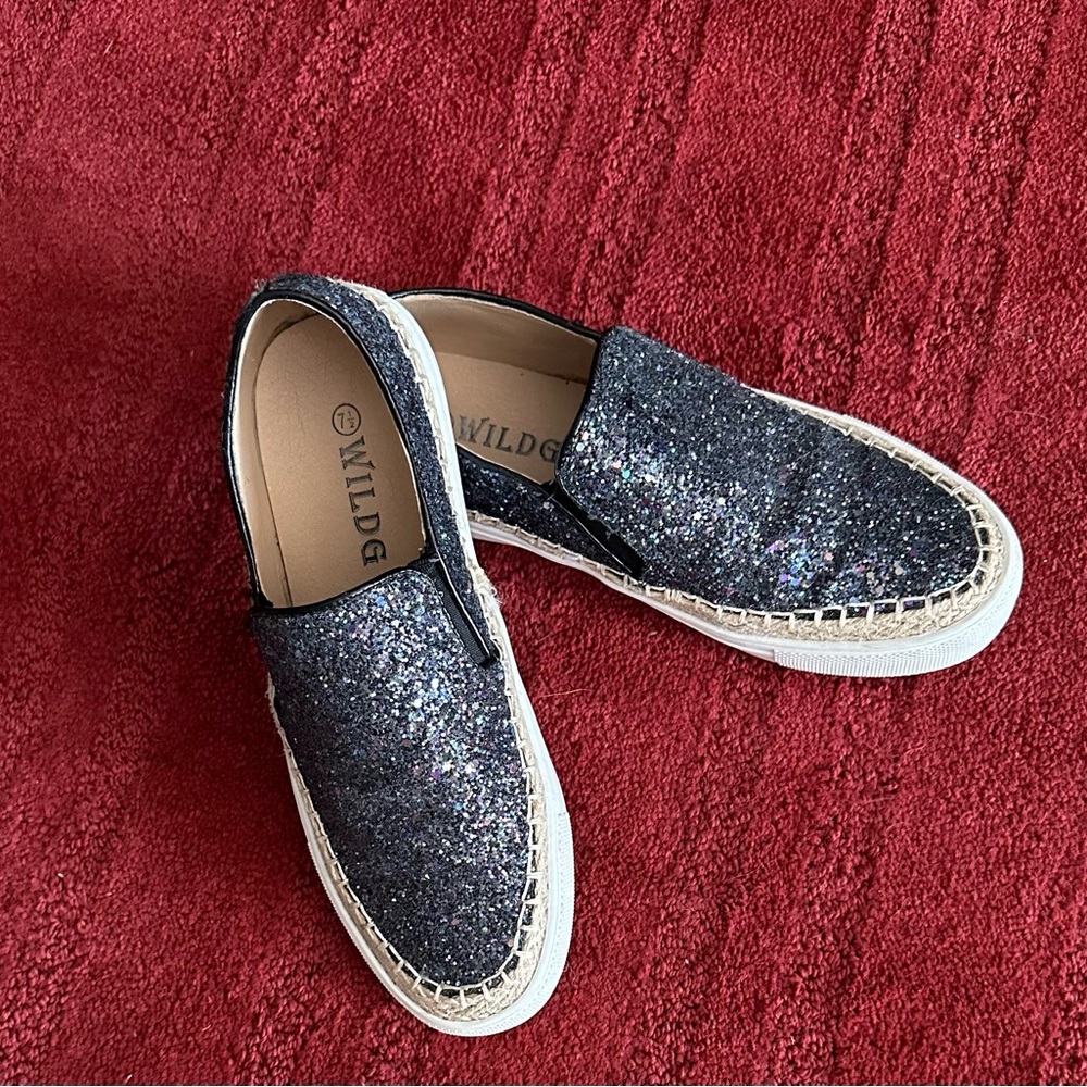 Wild G Women’s Tennis Shoes